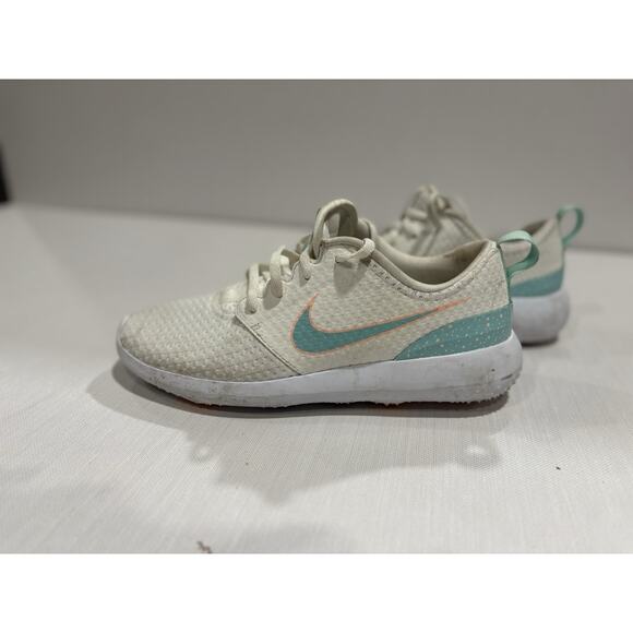 NIKE Golf Ladies Roshe G Spikeless Shoes White Turquoise Peach Size 9 - Picture 2 of 5